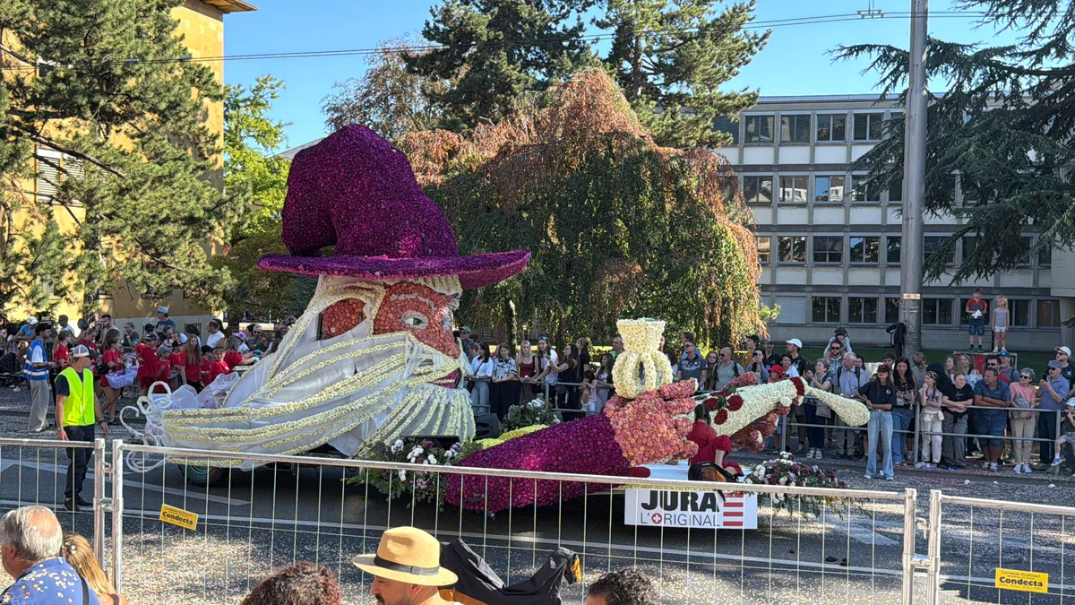 Neuchâtel - Swiss Harvest Festival.JPG
