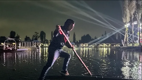 Trajinero, a local boatman. Xochimilco, Mexico