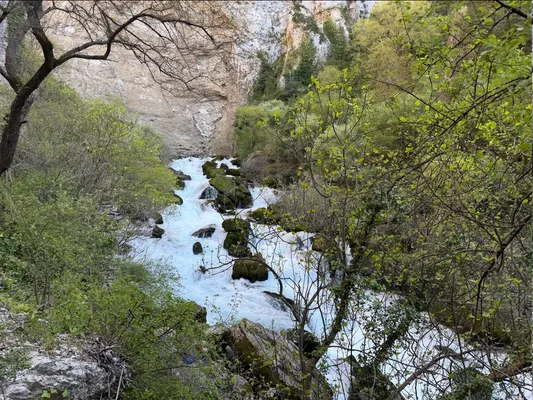 Fontaine-de-Vaucluse, source of the Sorgue River