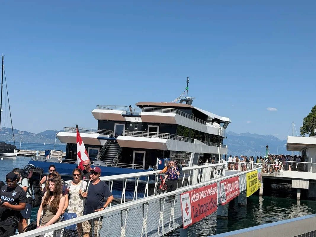 CGN ferries Port Lausanne-Ouchy - Évian-les-Bains