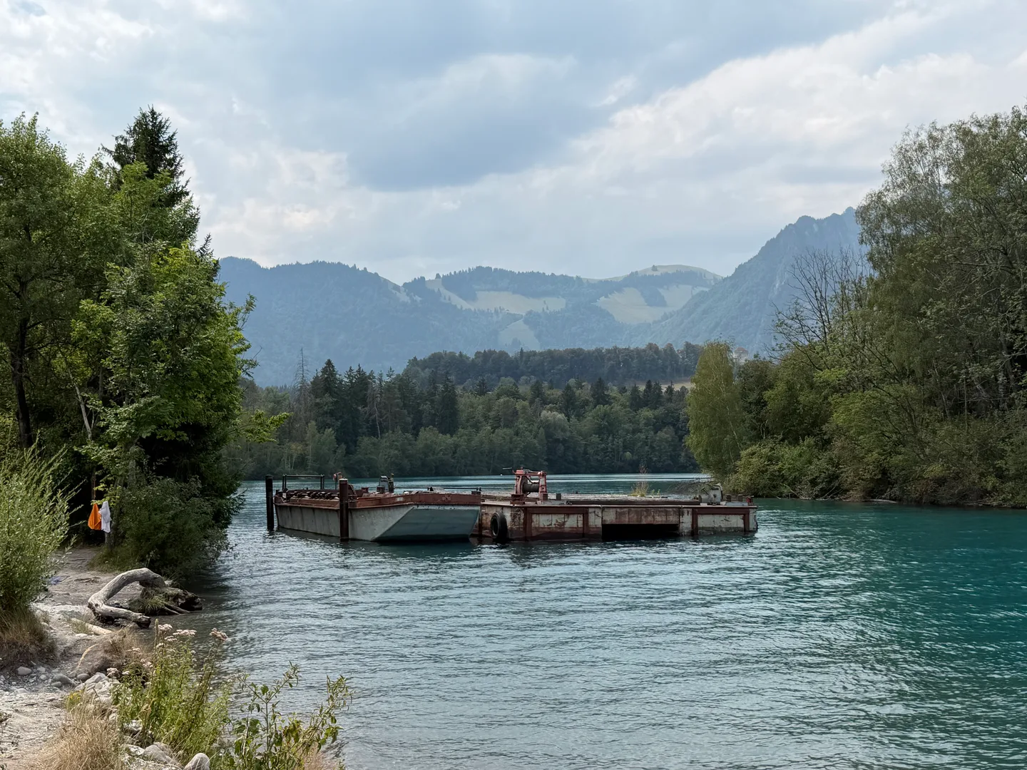The two vessels in the Kanderdelta