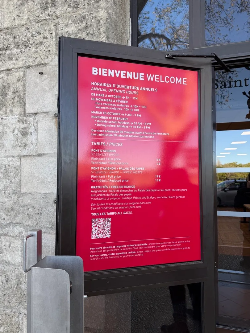 Practical Information, Pont d'Avignon