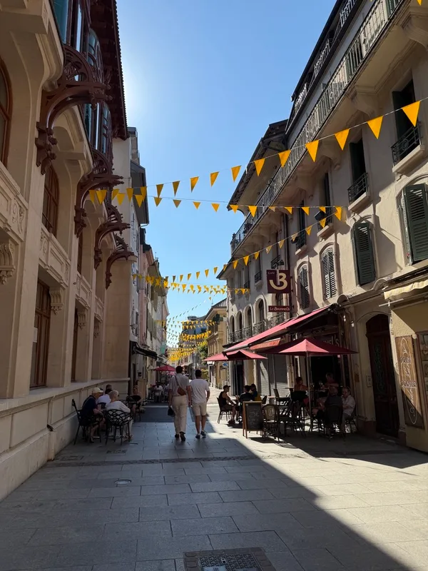 Évian-les-Bains, Rue Nationale_2.jpg