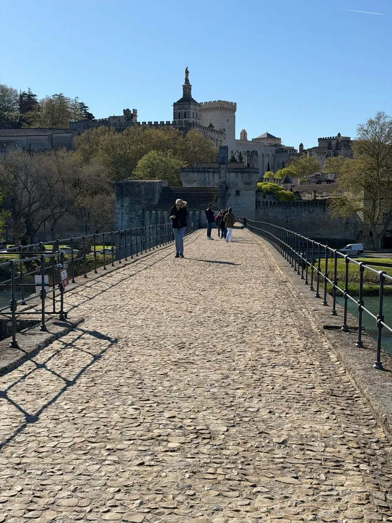 Pont d'Avignon, on Bridge Avignon