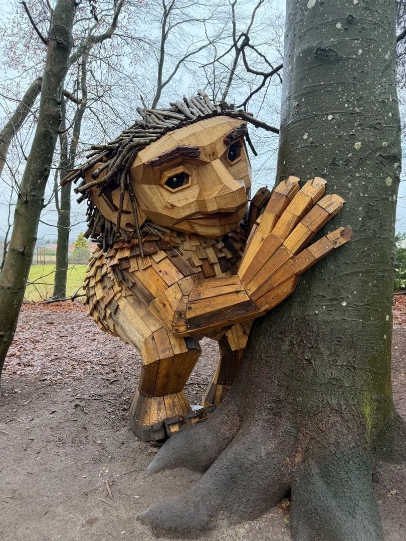 Thomas Dumbo's Troll Hunt.jpg