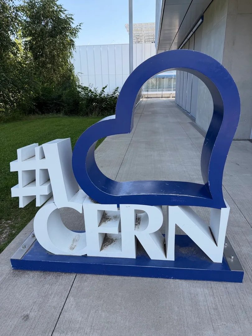 #❤CERN.jpg